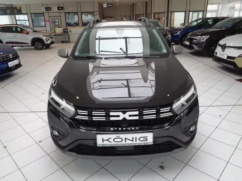Gebraucht Dacia Sandero 91 PS (66 kW) 2023 Schwarz Kleinwagen