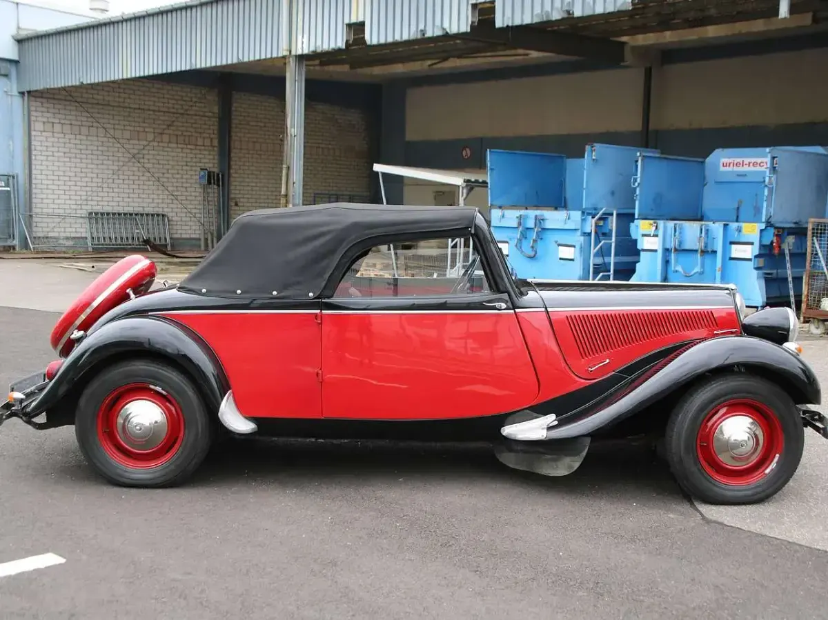 Gebraucht Citroën Traction Avant 56 PS (41 kW) 1952 Schwarz Cabrio
