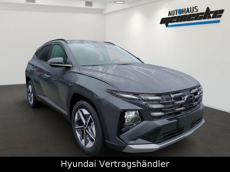 Grau Neu 2025 Hyundai Tucson Trend SUV | 32.990 € (Guter Preis) - Bild 1/4