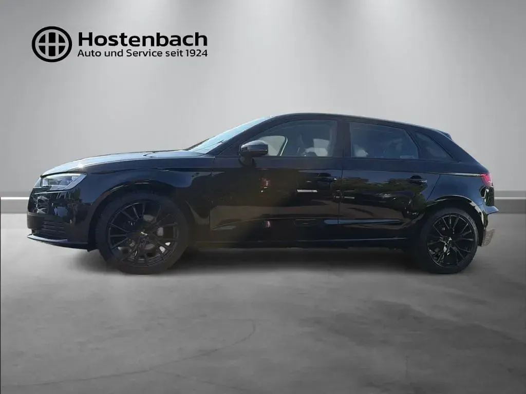 Gebraucht Audi A3 Basis 116 PS (85 kW) 2018 Brillantschwarz Limousine