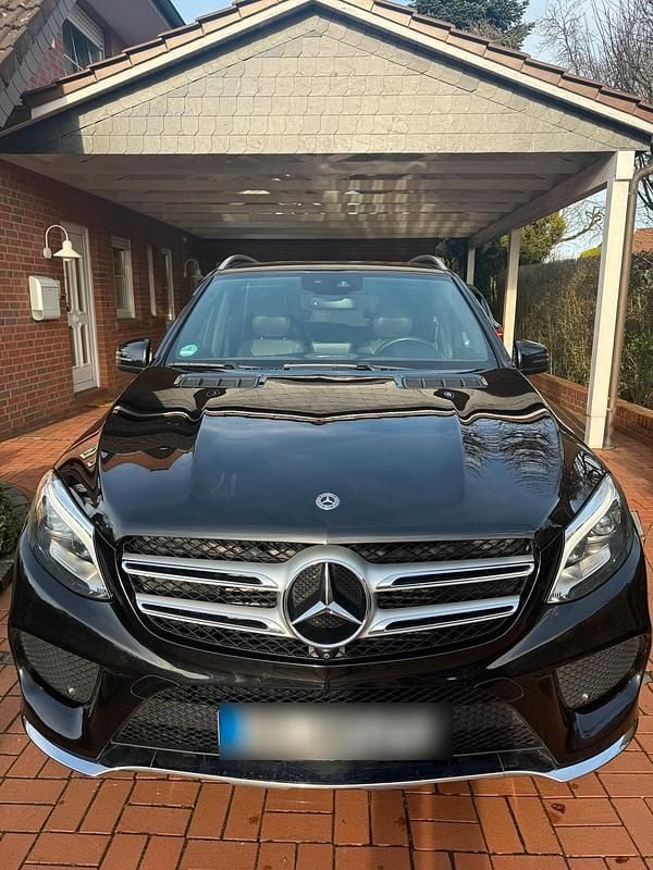 Gebraucht Mercedes GLE350 AMG line 258 PS (189 kW) 2018 Schwarz SUV