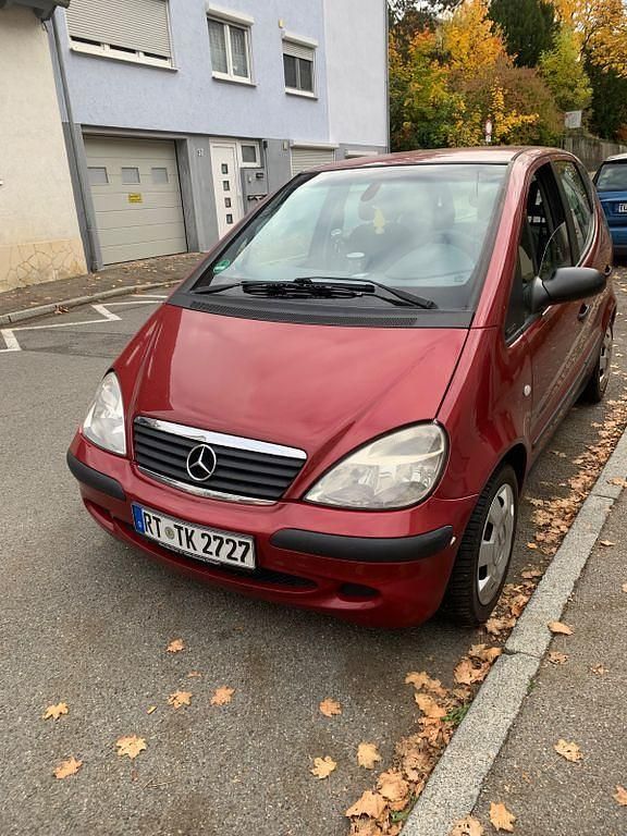 Rot Gebraucht 2002 Mercedes A170 Classic Van / Kleinbus | 950 € (Fairer Preis) - Bild 1/4