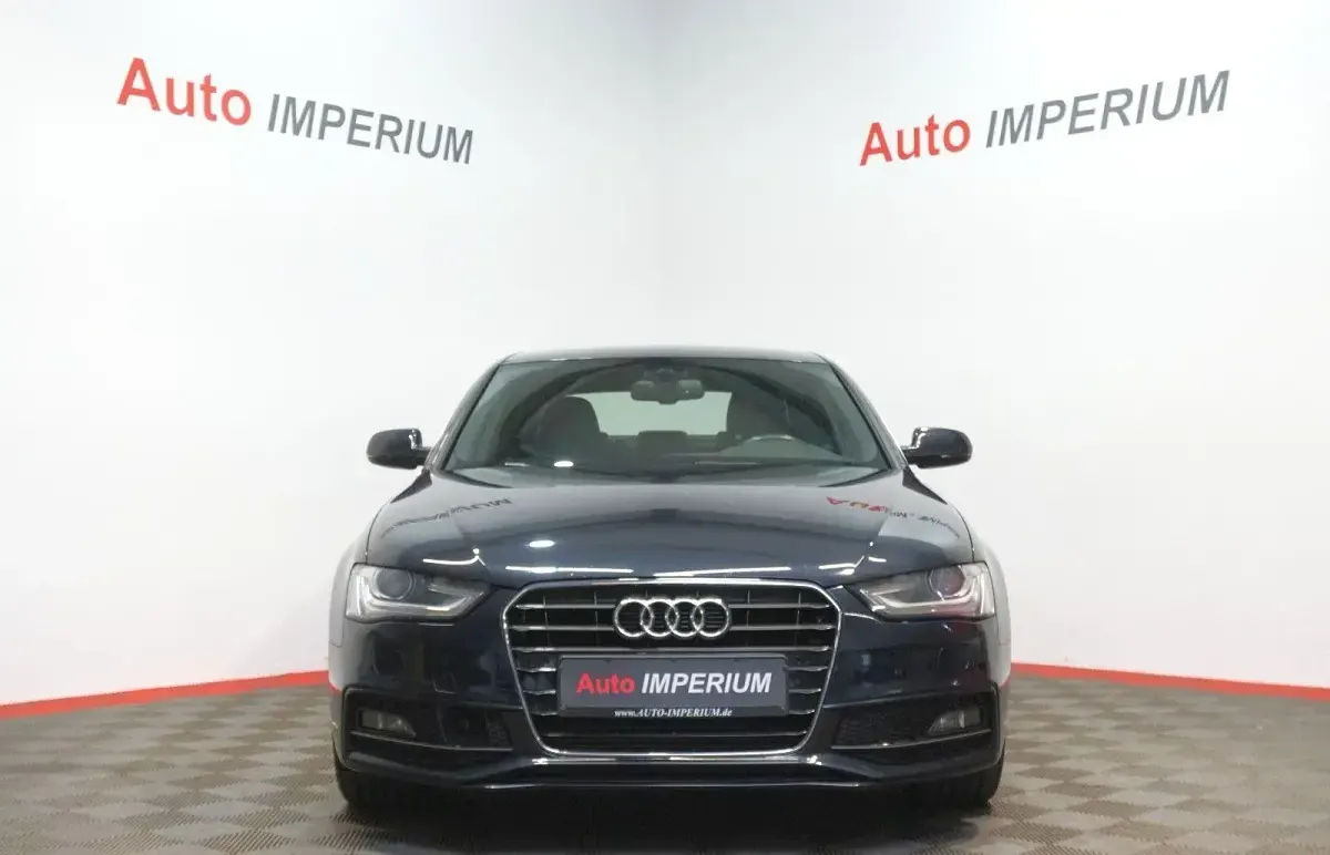 Gebraucht Audi A4 S-Line 150 PS (110 kW) 2015 Blau Limousine