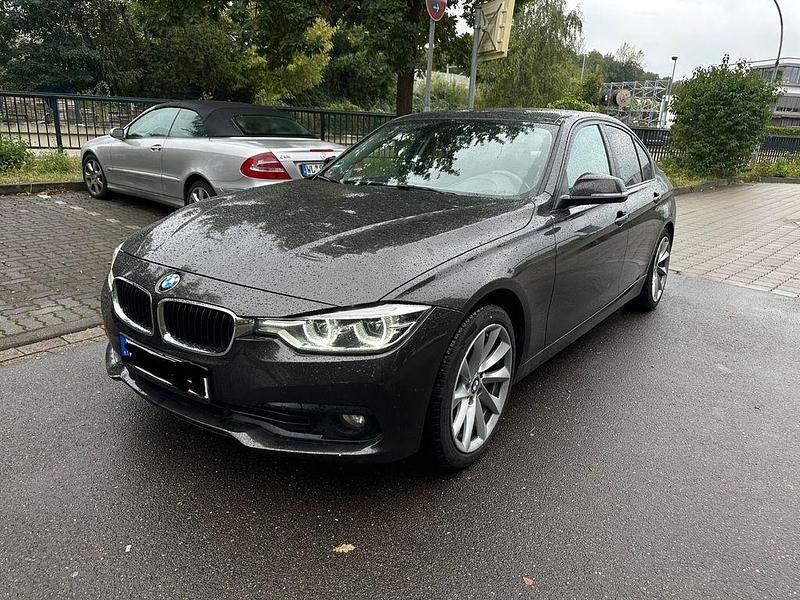 Gebraucht 2016 BMW 316 Advantage Limousine | 9.900 € (Fairer Preis) - Bild 1/4