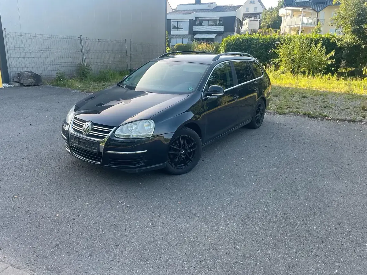 Gebraucht VW Golf VI 102 PS (75 kW) 2008 Schwarz Kleinwagen