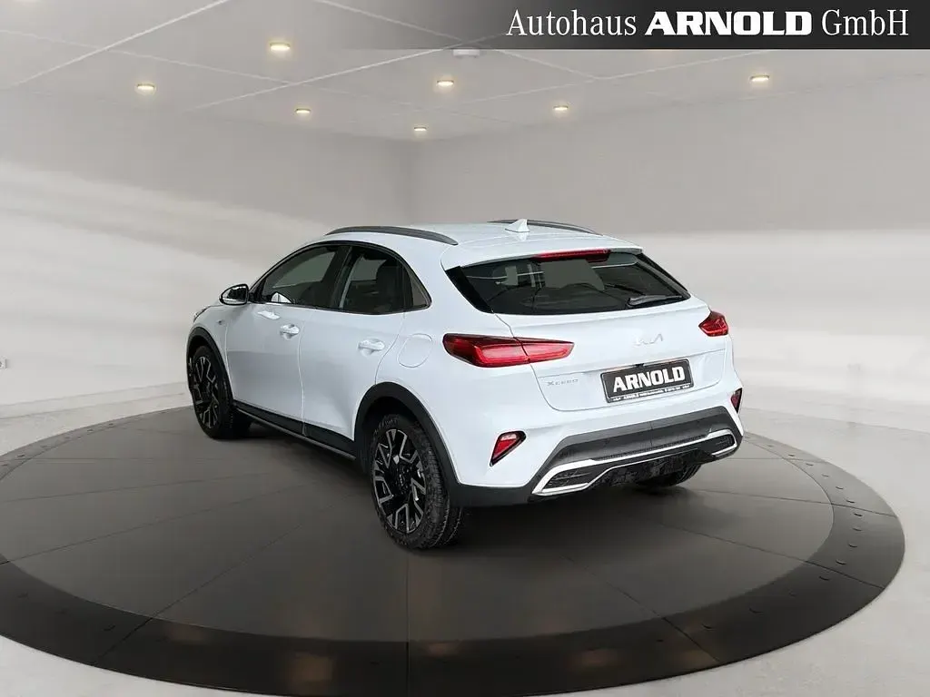 Neu Kia XCeed Vision 140 PS (102 kW) 2026 Carraraweiß SUV