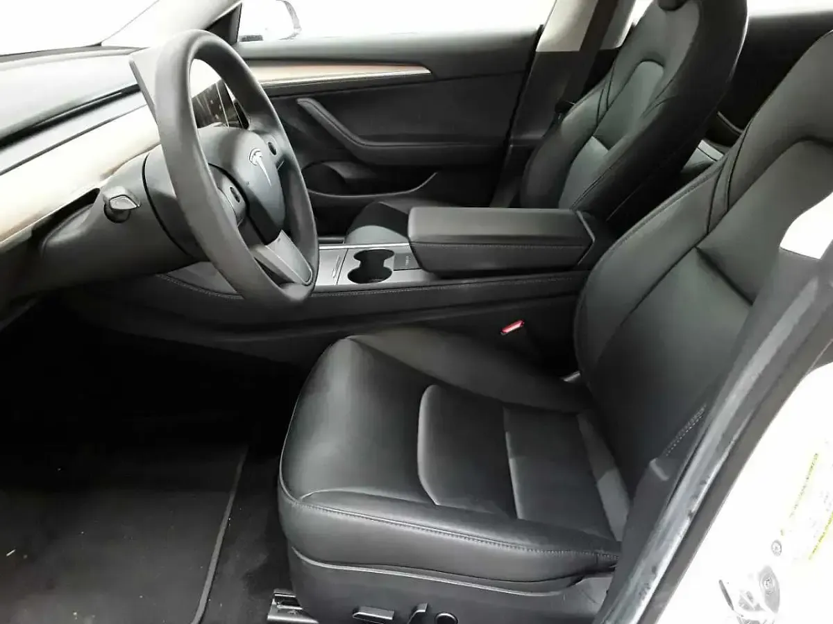 Gebraucht Tesla Model 3 Performance 366 kW (498 PS) 2022 Pearl white multicoat Limousine
