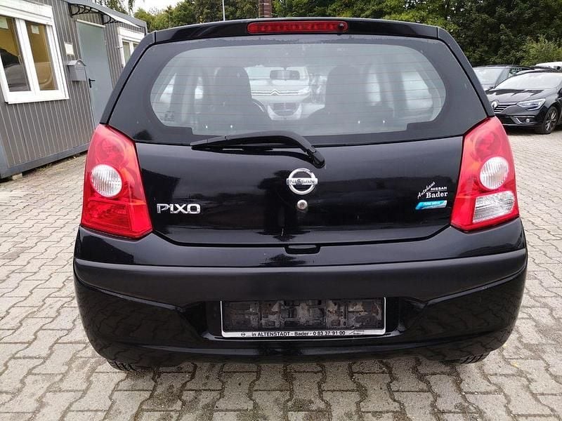 Gebraucht Nissan Pixo 68 PS (50 kW) 2012 Schwarz Kleinwagen