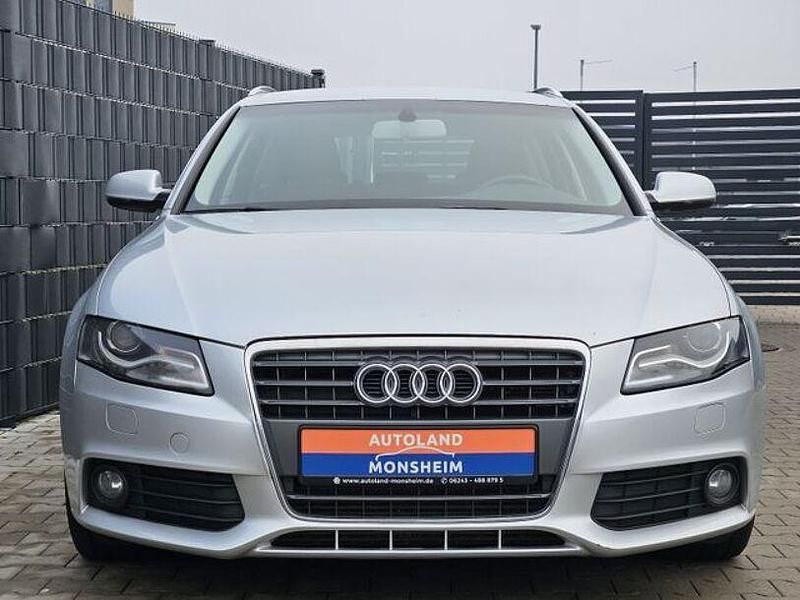 Gebraucht Audi A4 Attraction 136 PS (100 kW) 2010 Silber Kombi