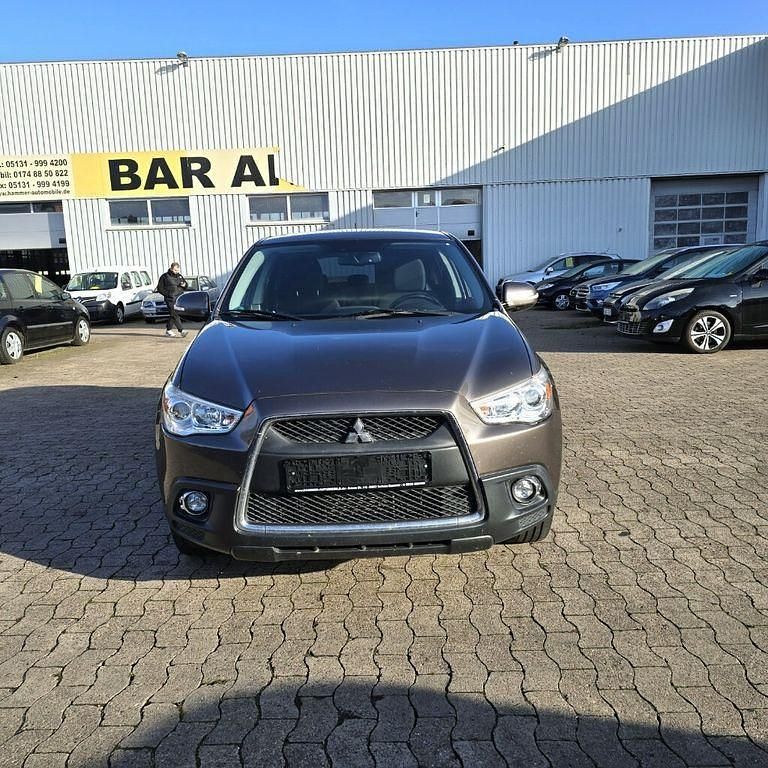 Braun Gebraucht 2012 Mitsubishi ASX SUV | 3.850 € (Fairer Preis) - Bild 1/4