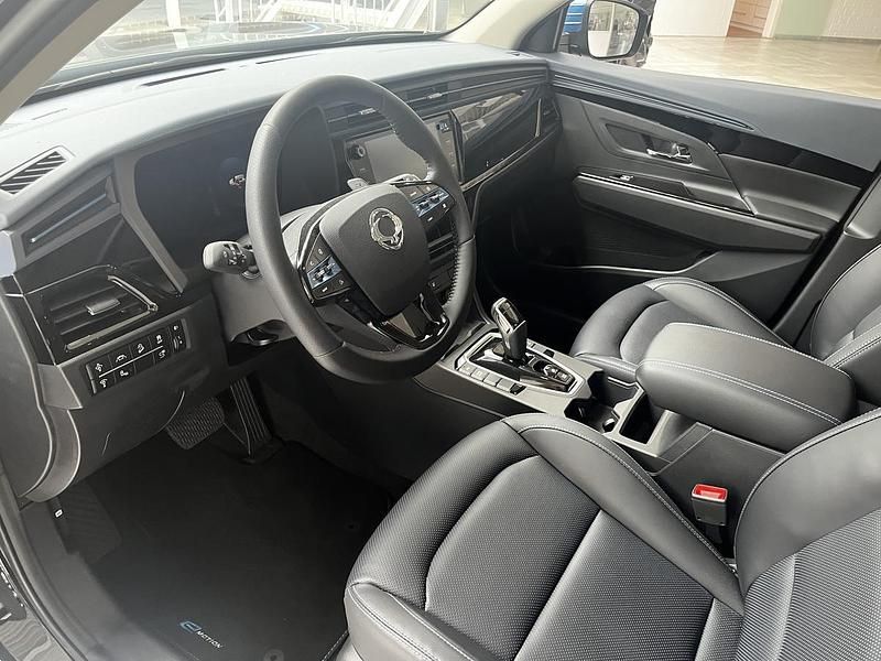 Gebraucht Ssangyong (KGM) Korando 139 kW (190 PS) 2024 Schwarz metallic