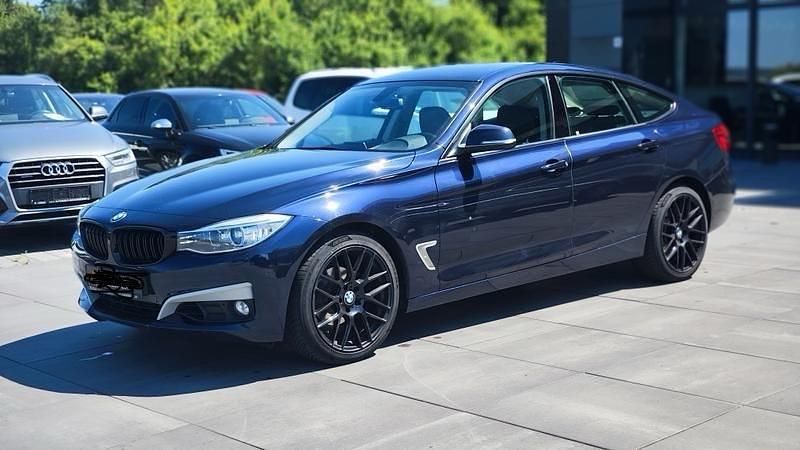 Blau Gebraucht 2013 BMW 320 Gran Turismo Limousine | 9.900 € (Fairer Preis) - Bild 1/4