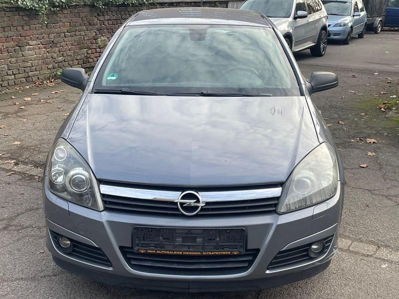 Gebraucht Opel Astra 125 PS (91 kW) 2004 Grau Kleinwagen