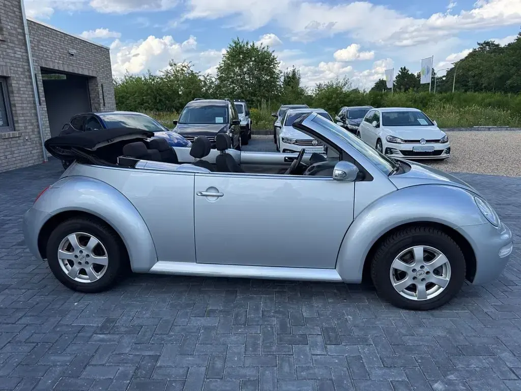 Gebraucht VW New Beetle Cabriolet Highline 116 PS (85 kW) 2005 Silber Cabrio