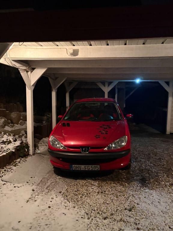 Gebraucht Peugeot 206 75 PS (55 kW) 2008 Schwarz Limousine