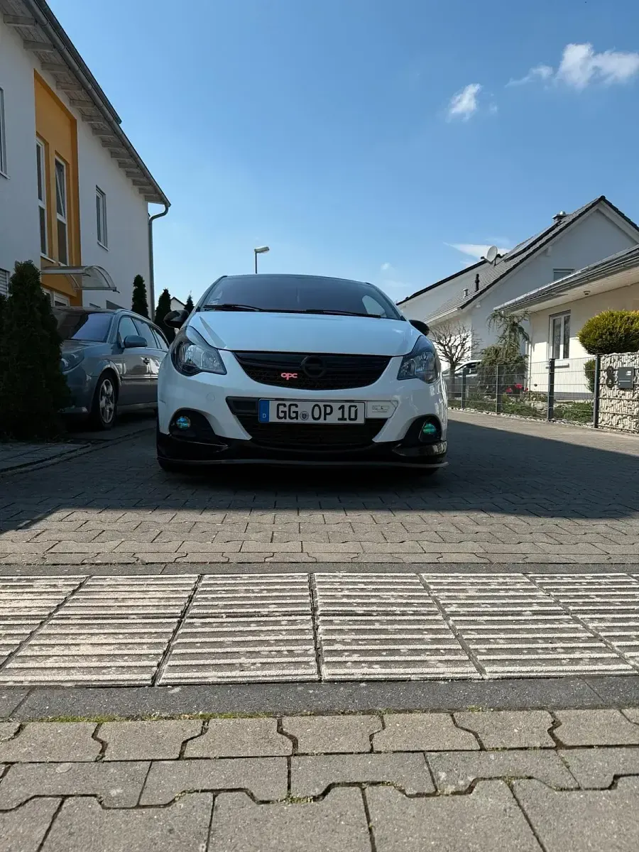 Gebraucht Opel Corsa OPC 150 PS (110 kW) 2011 Weiß Kleinwagen
