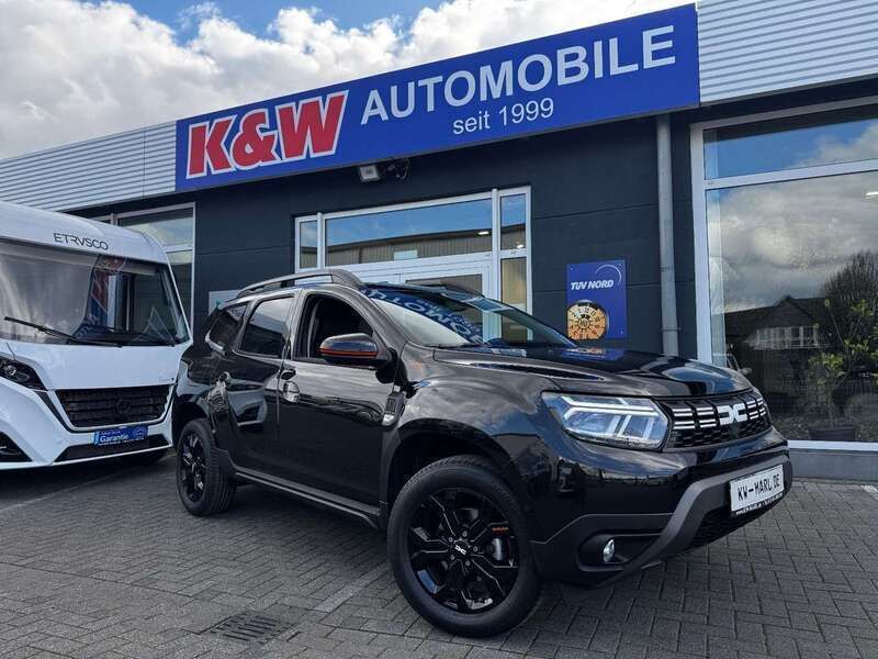 Blackpearl schwarz metallic Gebraucht 2023 Dacia Duster Extreme SUV | 22.990 € (Fairer Preis) - Bild 1/4