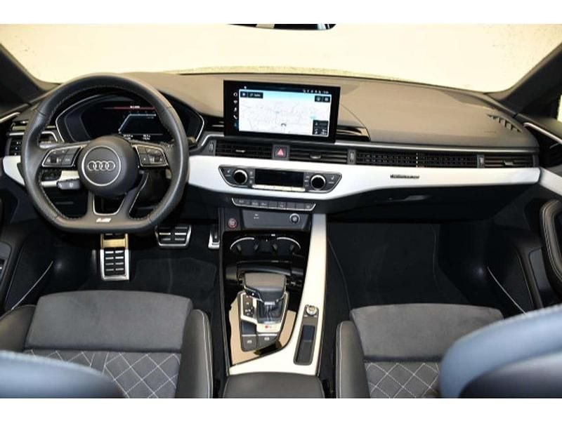 Gebraucht Audi S5 Basis 341 PS (250 kW) 2023 Distriktgrün metallic Coupé