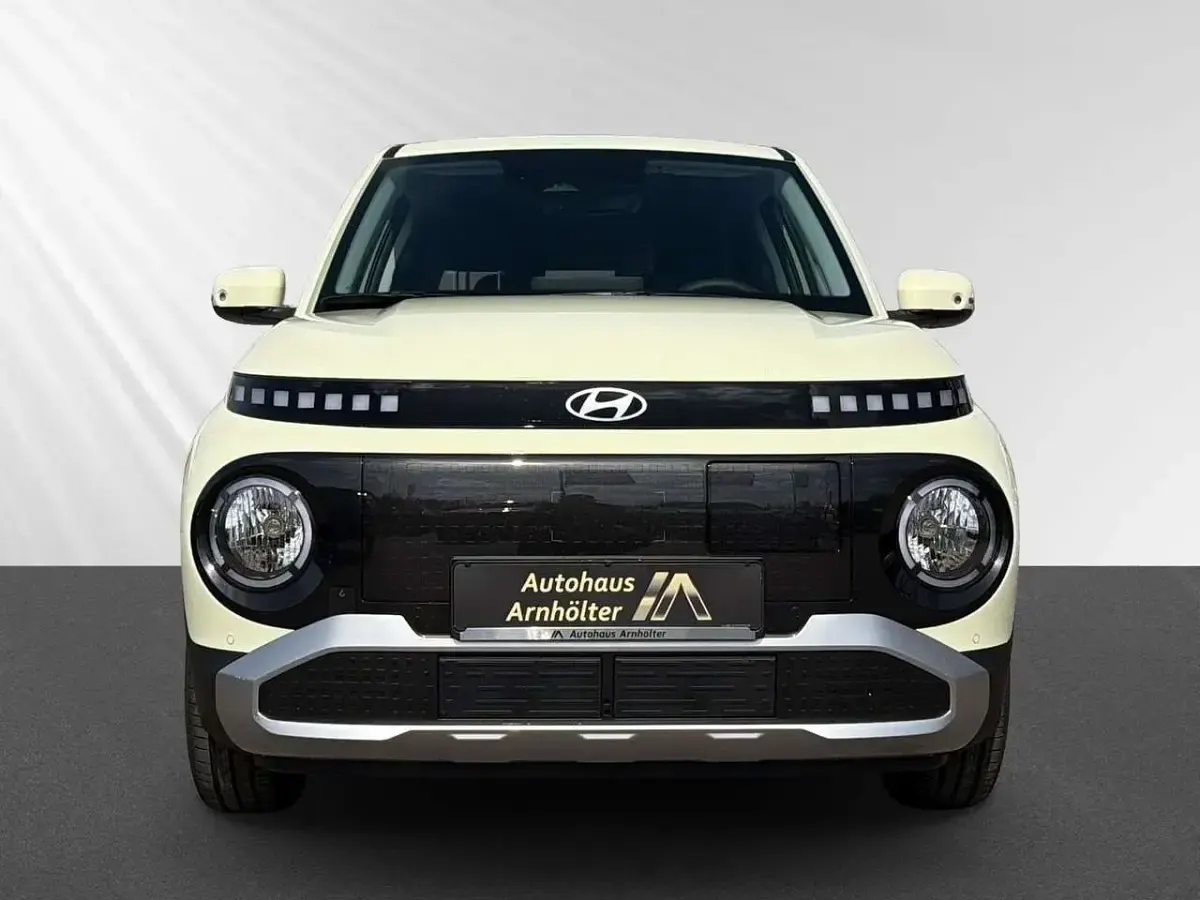 Gebraucht Hyundai Inster Trend 71 kW (97 PS) 2026 Purple (buttercream yellow / mic) Kleinwagen