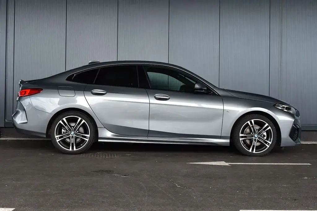Gebraucht BMW 218 M Sport 136 PS (100 kW) 2024 Grau Coupé