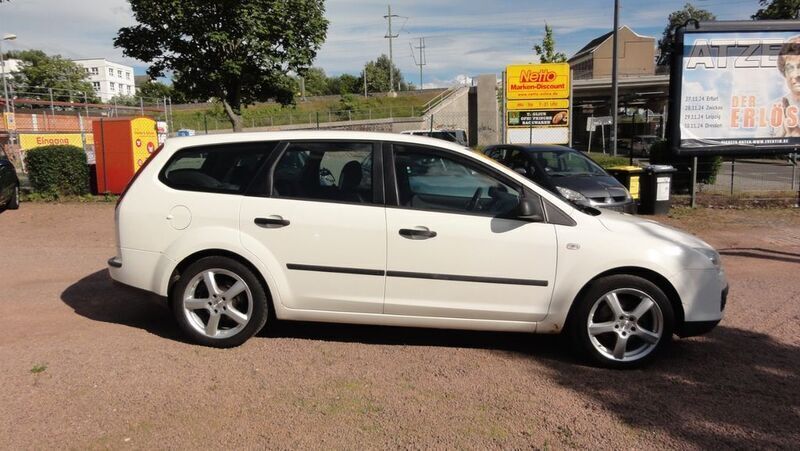 Gebraucht Ford Focus 116 PS (85 kW) 2005 Weiß Kombi