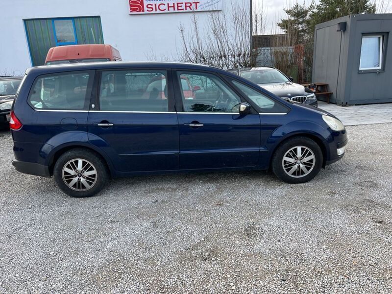 Gebraucht Ford Galaxy Ghia 160 PS (117 kW) 2008 Blau Van / Kleinbus