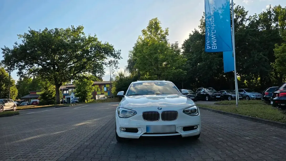 Gebraucht BMW 116 Urban Line 136 PS (100 kW) 2012 Weiß Kleinwagen