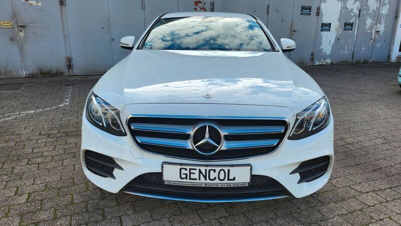 Gebraucht Mercedes E220 AMG line 194 PS (142 kW) 2016 Weiß Limousine