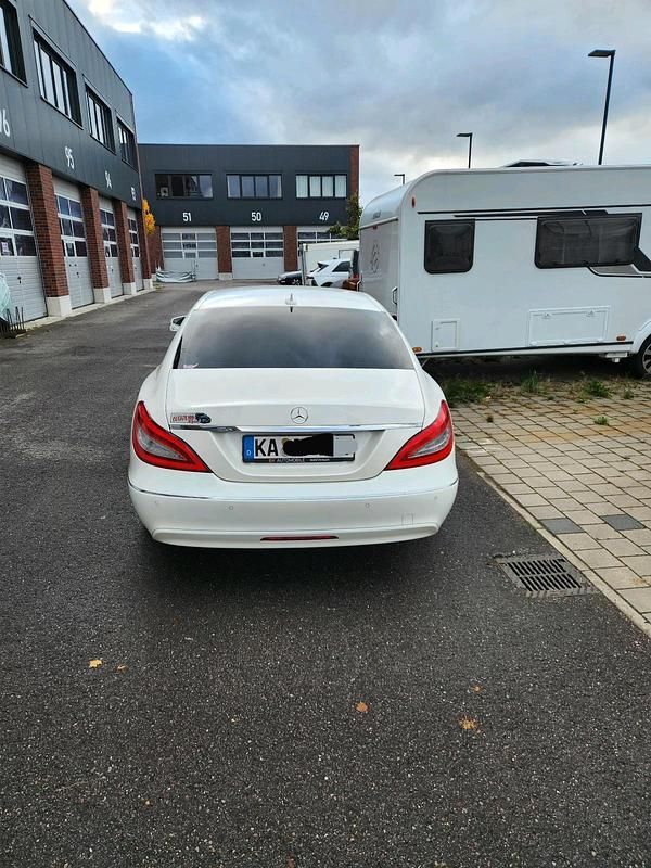 Gebraucht Mercedes CLS350 306 PS (225 kW) 2013 Weiß Limousine
