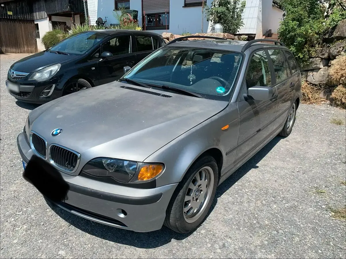 Gebraucht BMW 318 143 PS (105 kW) 2004 Silber Kombi