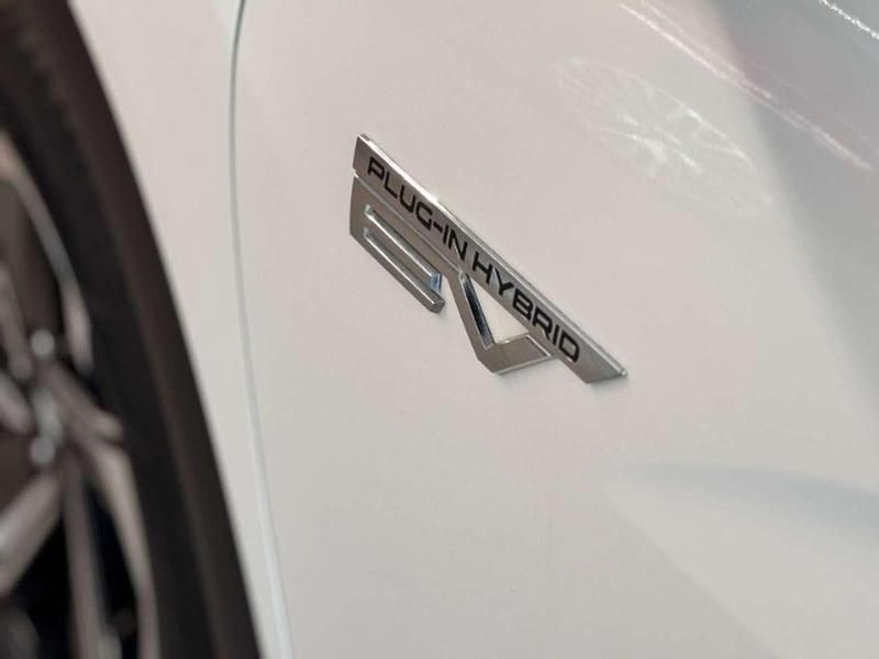 Gebraucht Mitsubishi Eclipse Cross Plus 188 PS (138 kW) 2022 Weiß SUV