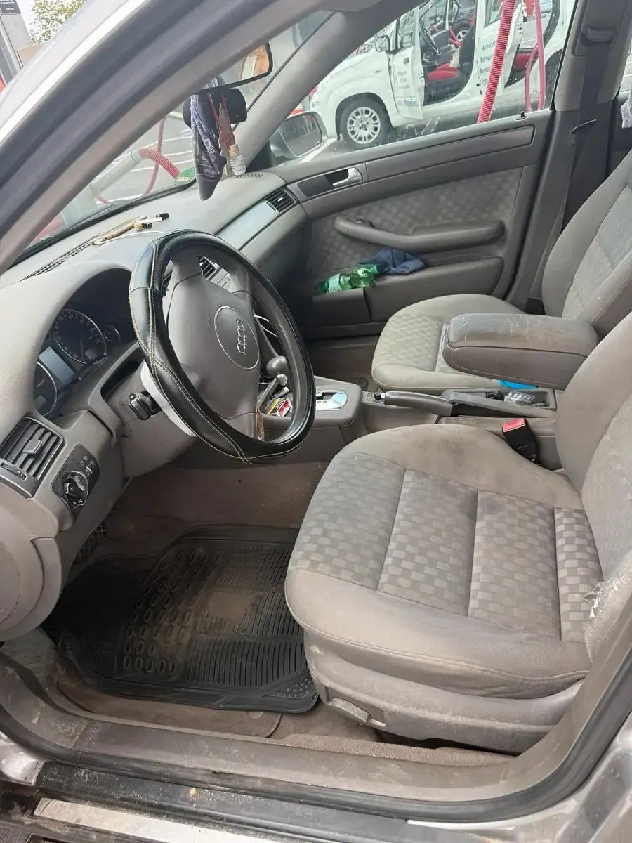 Gebraucht Audi A6 170 PS (125 kW) 2002 Silber Kombi