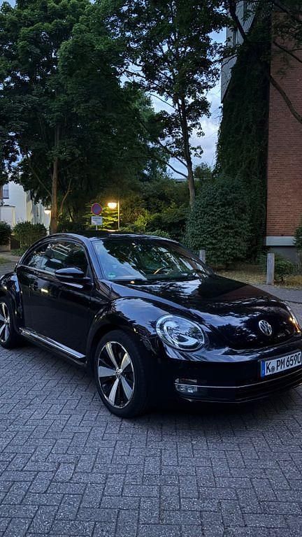 Schwarz Gebraucht 2012 VW Beetle Edition Limousine | 8.900 € (Fairer Preis) - Bild 1/4