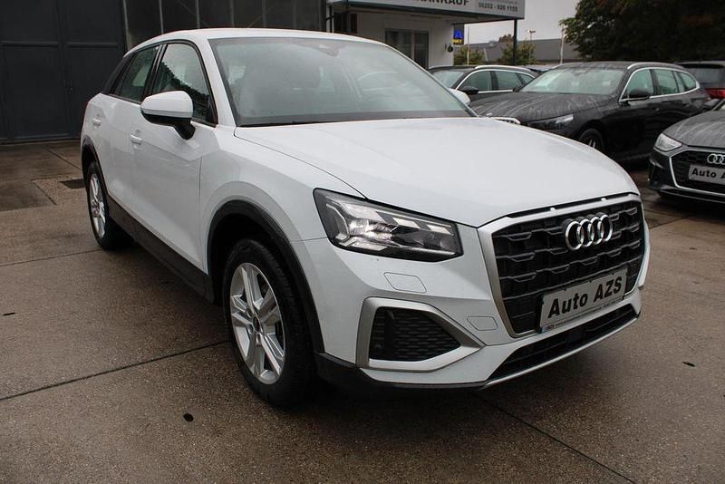 Weiß Gebraucht 2025 Audi Q2 Prestige SUV | 28.590 € (Guter Preis) - Bild 1/4