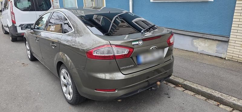 Używany Ford Mondeo 140 KM (102 kW) 2016 Brązowy Sedan/Limuzyna