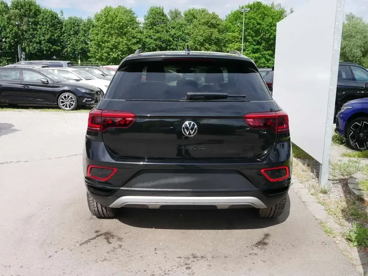Neu VW T-Roc Style 150 PS (110 kW) 2026 Deepblack perleffekt SUV