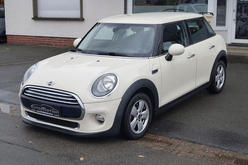 Weiß Gebraucht 2015 Mini Cooper Kleinwagen | 10.490 € (Fairer Preis) - Bild 1/4