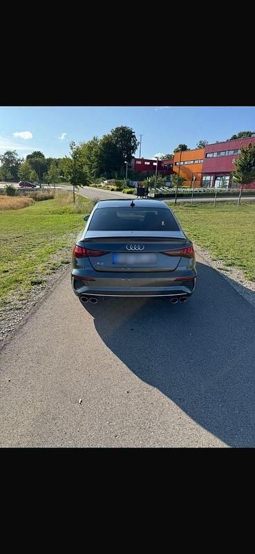 Gebraucht Audi S3 Ambiente 310 PS (228 kW) 2021 Grau Limousine