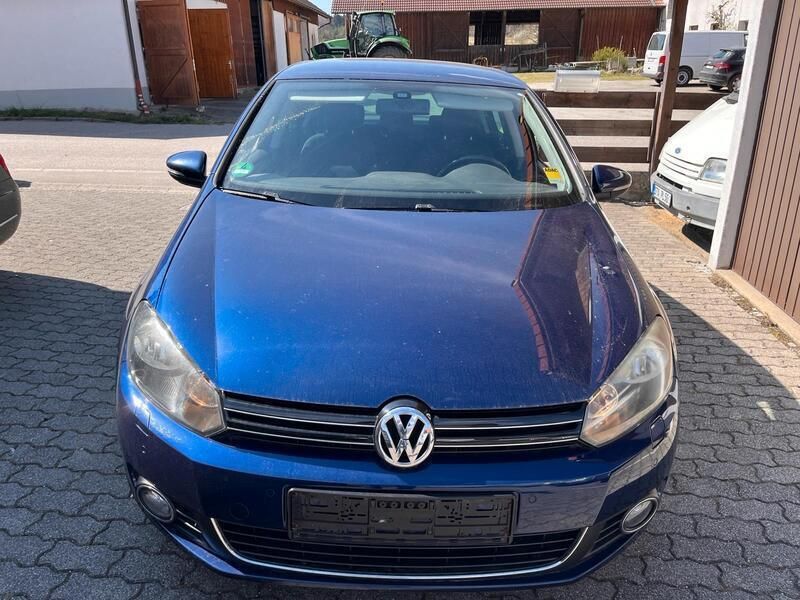 Braun Gebraucht 2009 VW Golf VI Limousine | 2.999 € (Guter Preis) - Bild 1/4
