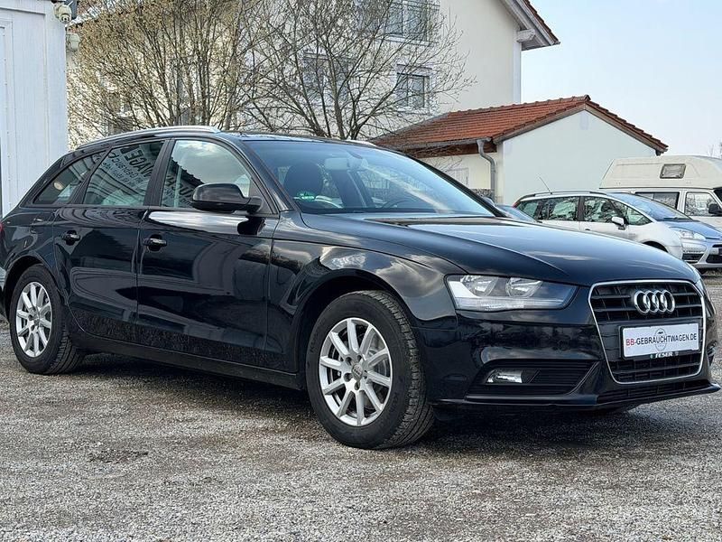 Gebraucht Audi A4 Attraction 150 PS (110 kW) 2015 Schwarz Kombi