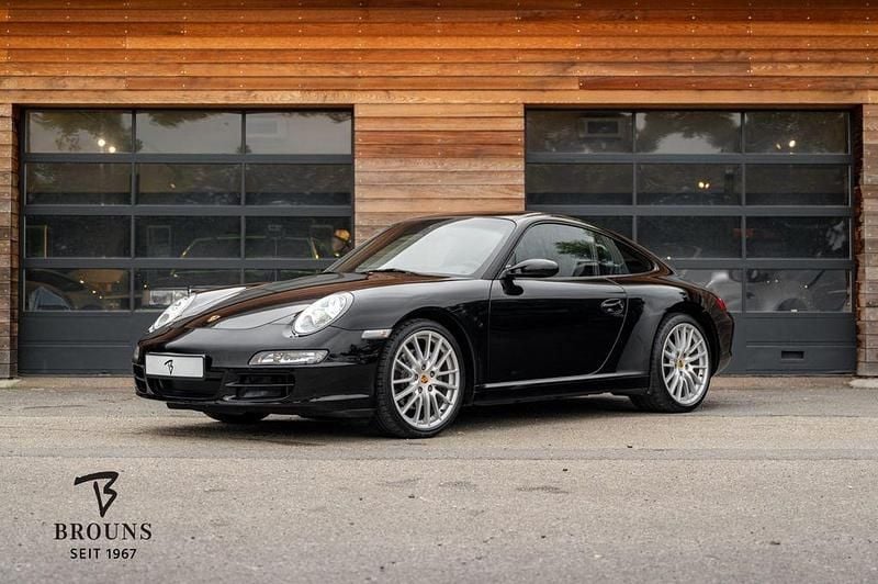 Schwarz Gebraucht 2005 Porsche 911 Carrera Coupé | 49.950 € (Fairer Preis) - Bild 1/4