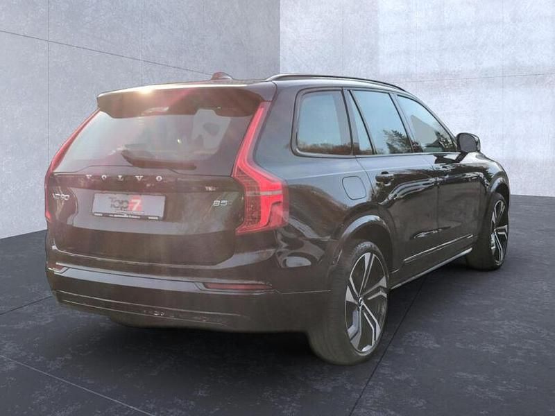 Gebraucht Volvo XC90 Ultimate 235 PS (172 kW) 2022 Onyx black (metallic) SUV