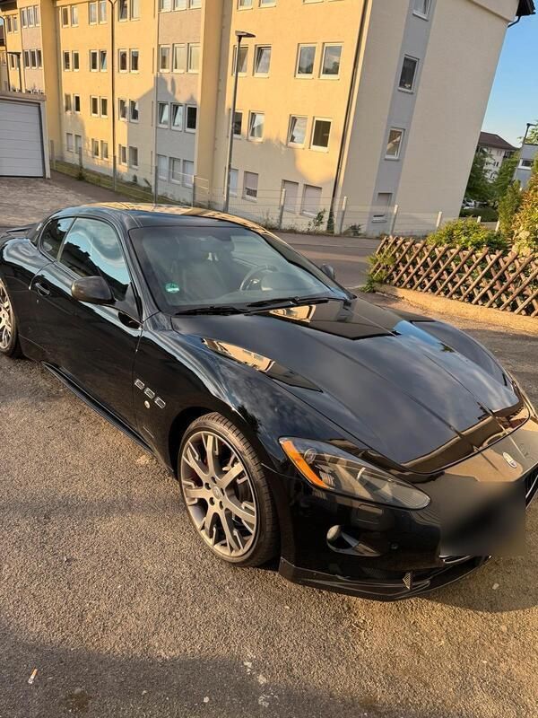 Schwarz Gebraucht 2011 Maserati Granturismo Coupé | 45.000 € (Guter Preis) - Bild 1/4