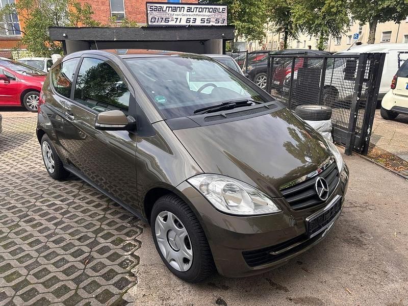 Braun Gebraucht 2008 Mercedes A150 Limousine | 3.480 € (Fairer Preis) - Bild 1/4