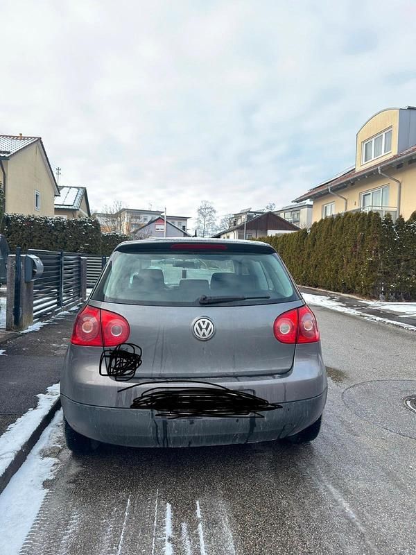 Gebraucht VW Golf V 101 PS (74 kW) 2005 Grau Kleinwagen