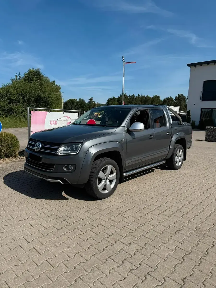 Gebraucht VW Amarok Ultimate 179 PS (131 kW) 2015 Grau Pickup