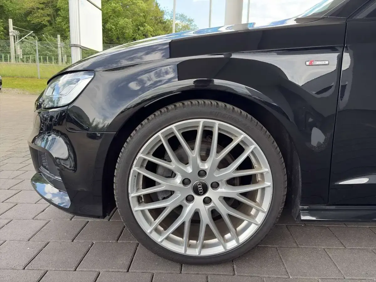Gebraucht Audi A3 S-Line 190 PS (139 kW) 2020 Schwarz Limousine