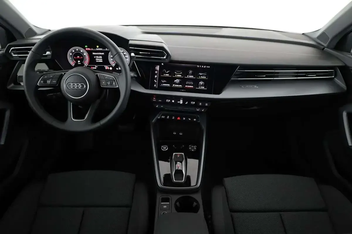 Neu Audi A3 204 PS (150 kW) 2026 Pfeilgrau perleffekt Limousine