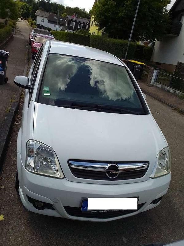 Gebraucht Opel Meriva Edition 90 PS (66 kW) 2009 Weiß Van / Kleinbus