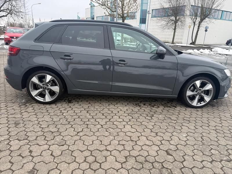 Gebraucht Audi A3 S-Line 150 PS (110 kW) 2018 Grau Limousine